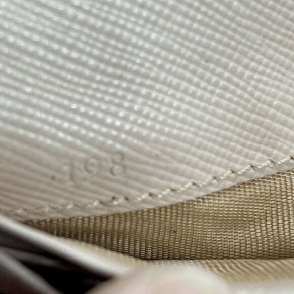 Authentic Prada Milano Beige Leather Long Designer Wallet - Picture 14 of 16